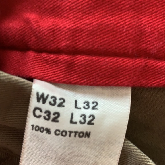 Dockers khaki pants - Picture 9 of 10